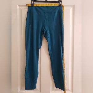 Lululemon In Movement Tight 25" Teal